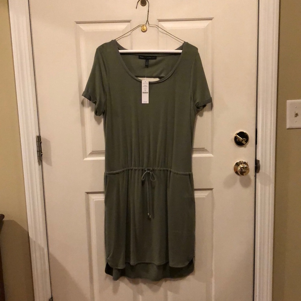 Dress - drawstring waist. Green